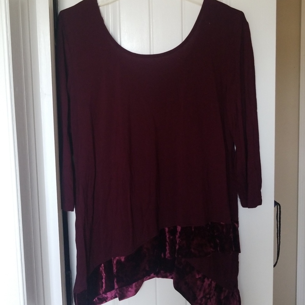 Burgundy asymmetric hem velvet accent top